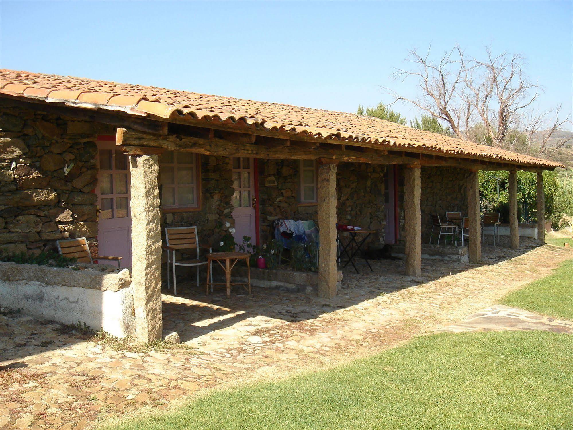 Quinta Do Barracao Da Vilarica Lodoes ภายนอก รูปภาพ