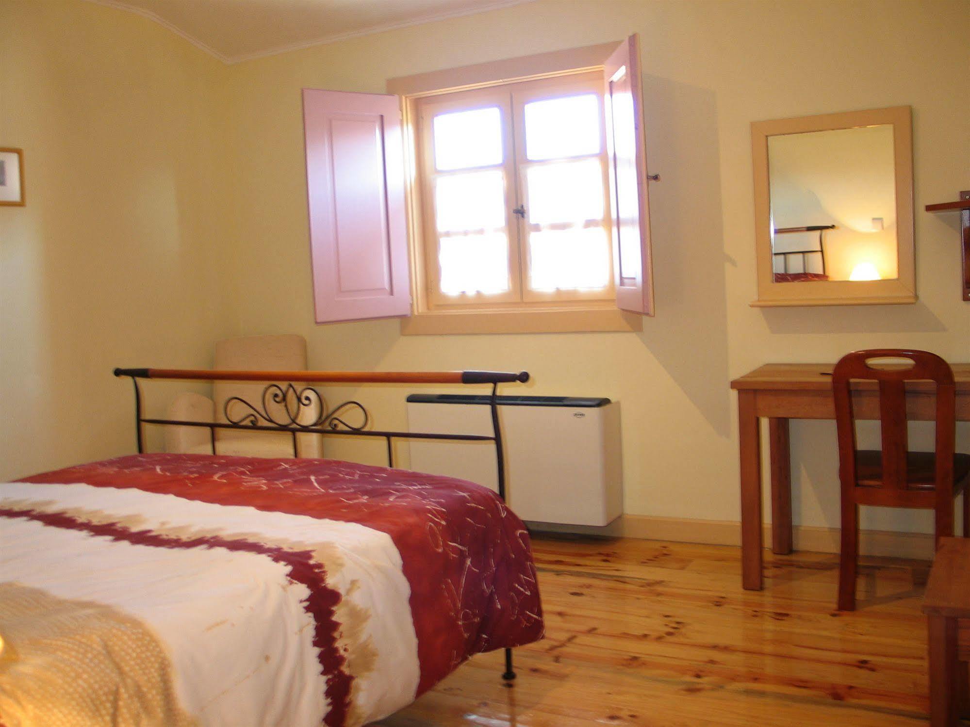 Quinta Do Barracao Da Vilarica Lodoes ภายนอก รูปภาพ