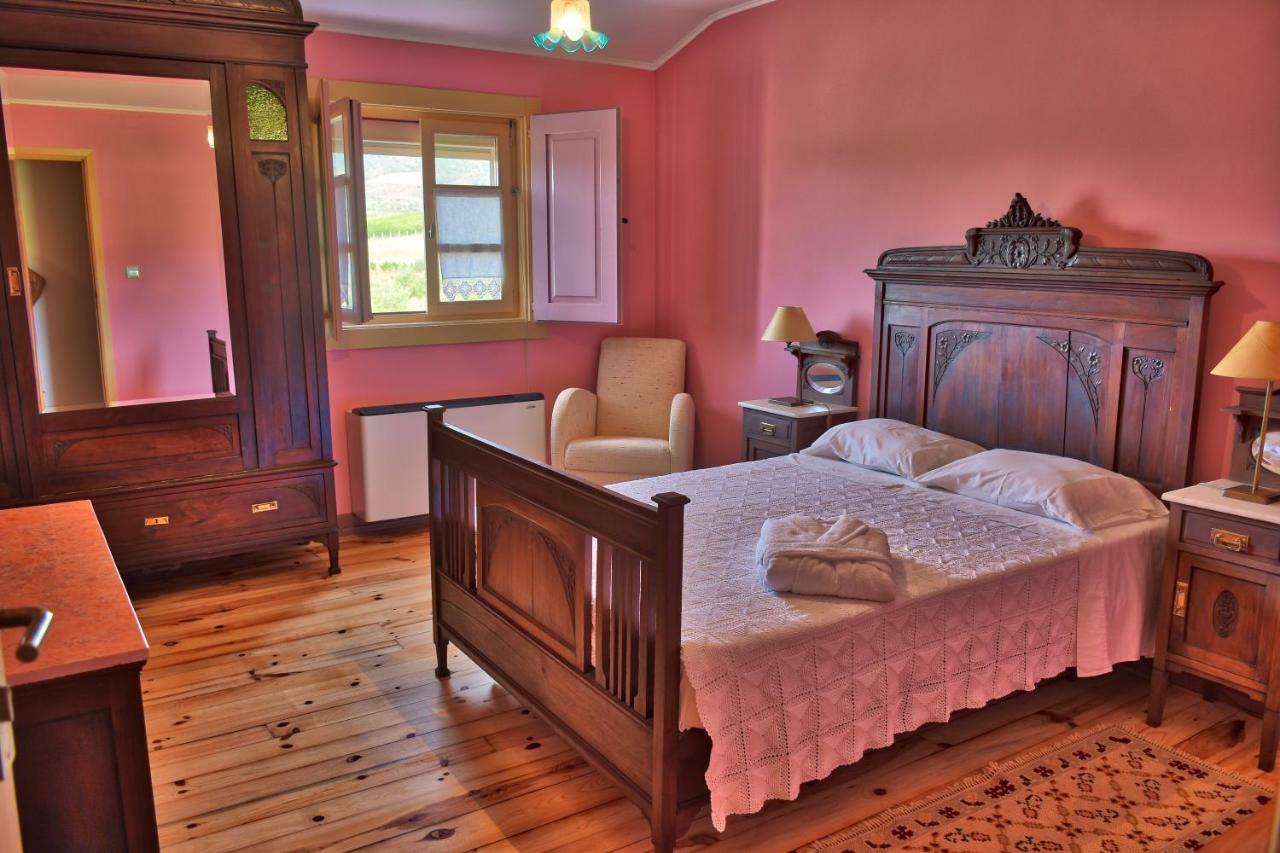 Quinta Do Barracao Da Vilarica Lodoes ภายนอก รูปภาพ