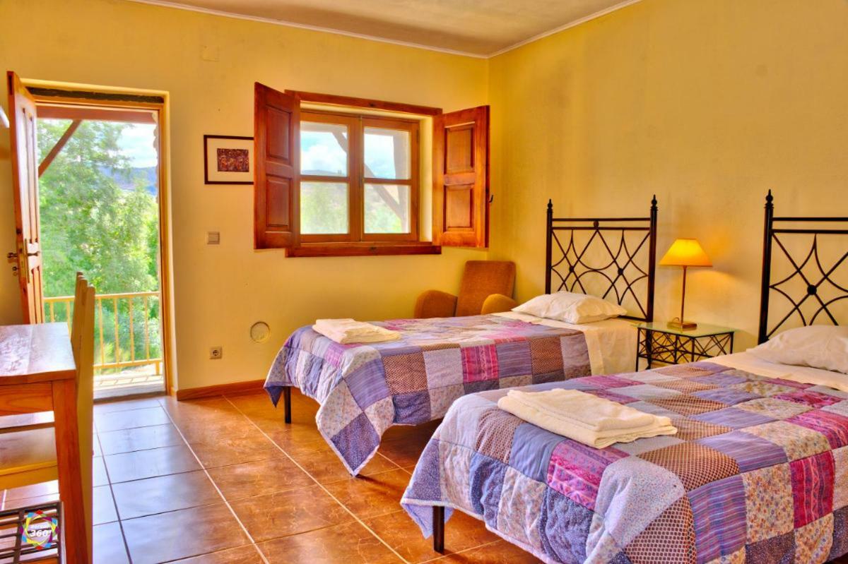 Quinta Do Barracao Da Vilarica Lodoes ภายนอก รูปภาพ