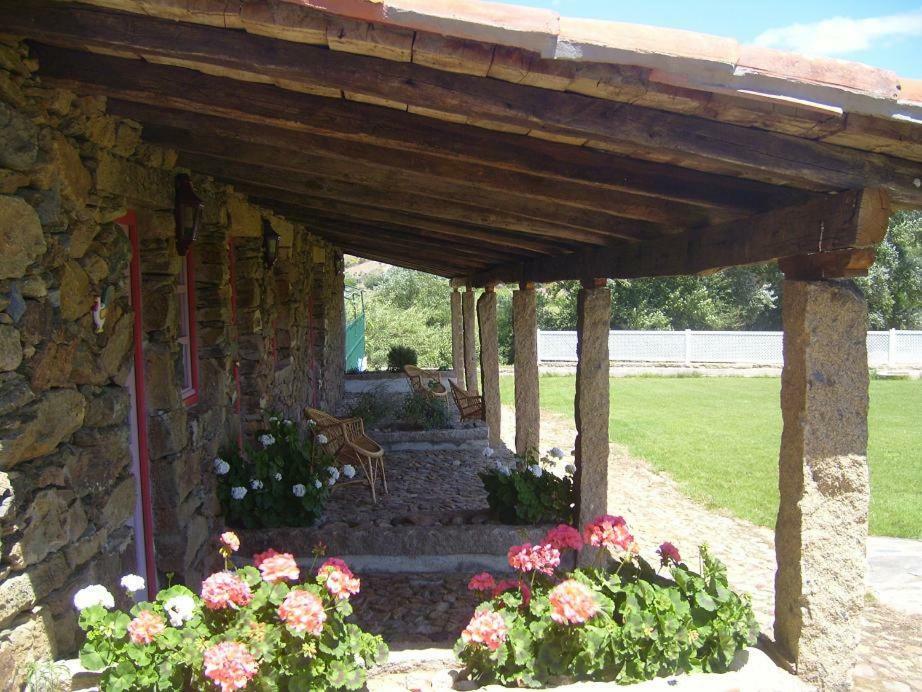 Quinta Do Barracao Da Vilarica Lodoes ภายนอก รูปภาพ